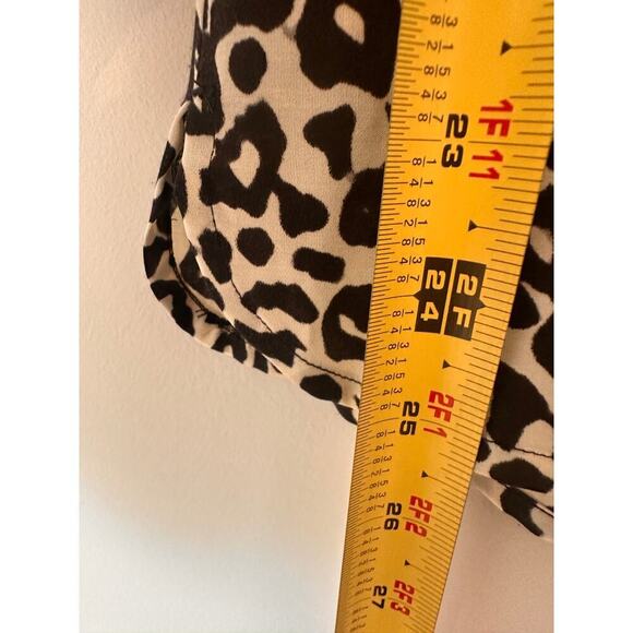 Ann Taylor Loft Size Small Black Sleeveless Workwear Animal Print Blouse Office - Picture 6 of 7